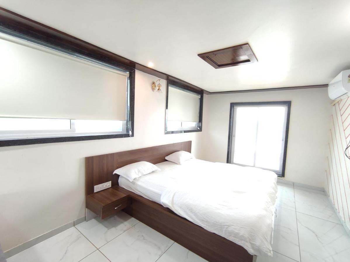 Hotel Sardar Rooms Garudeshwar Exterior foto