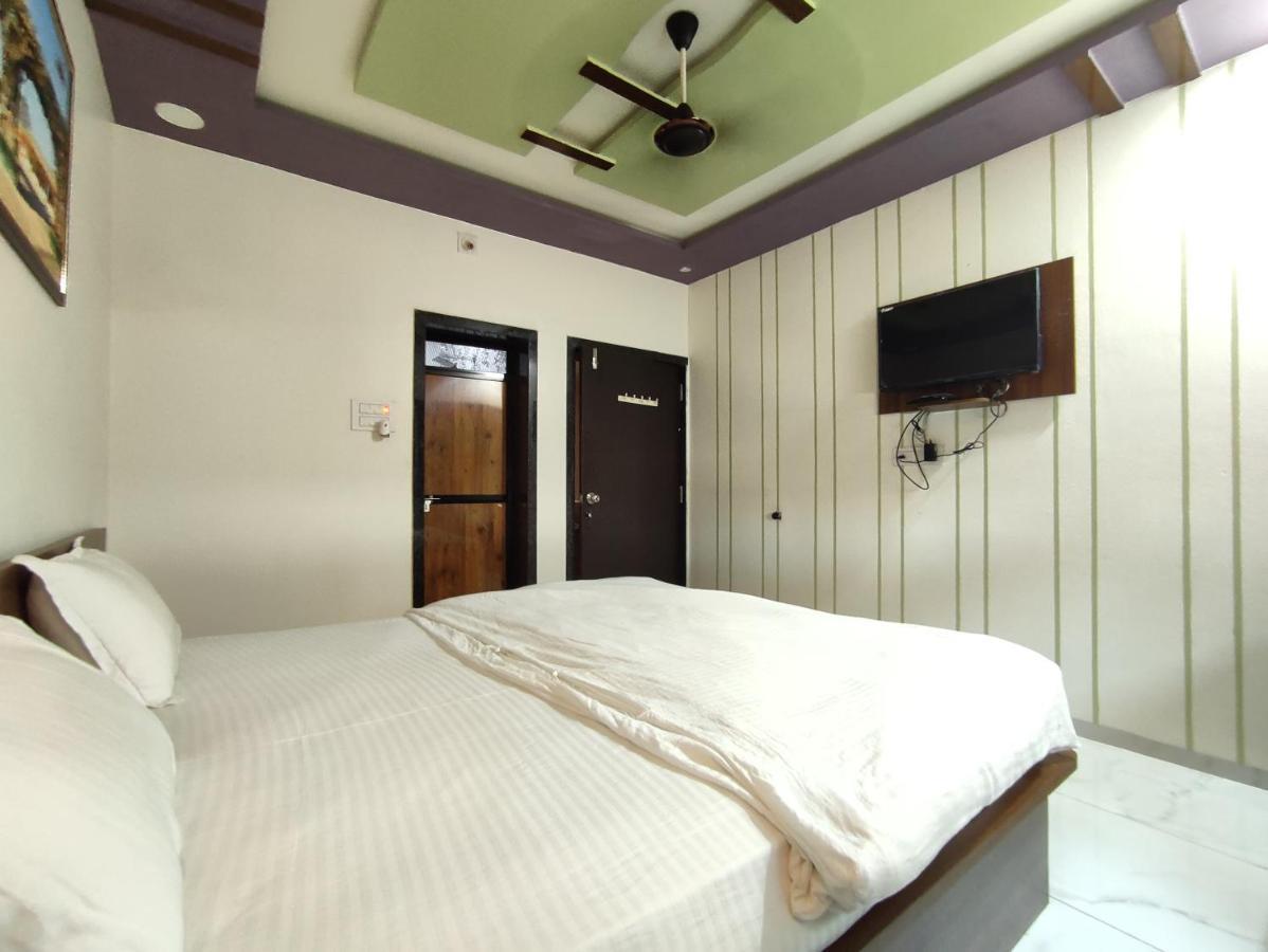 Hotel Sardar Rooms Garudeshwar Exterior foto