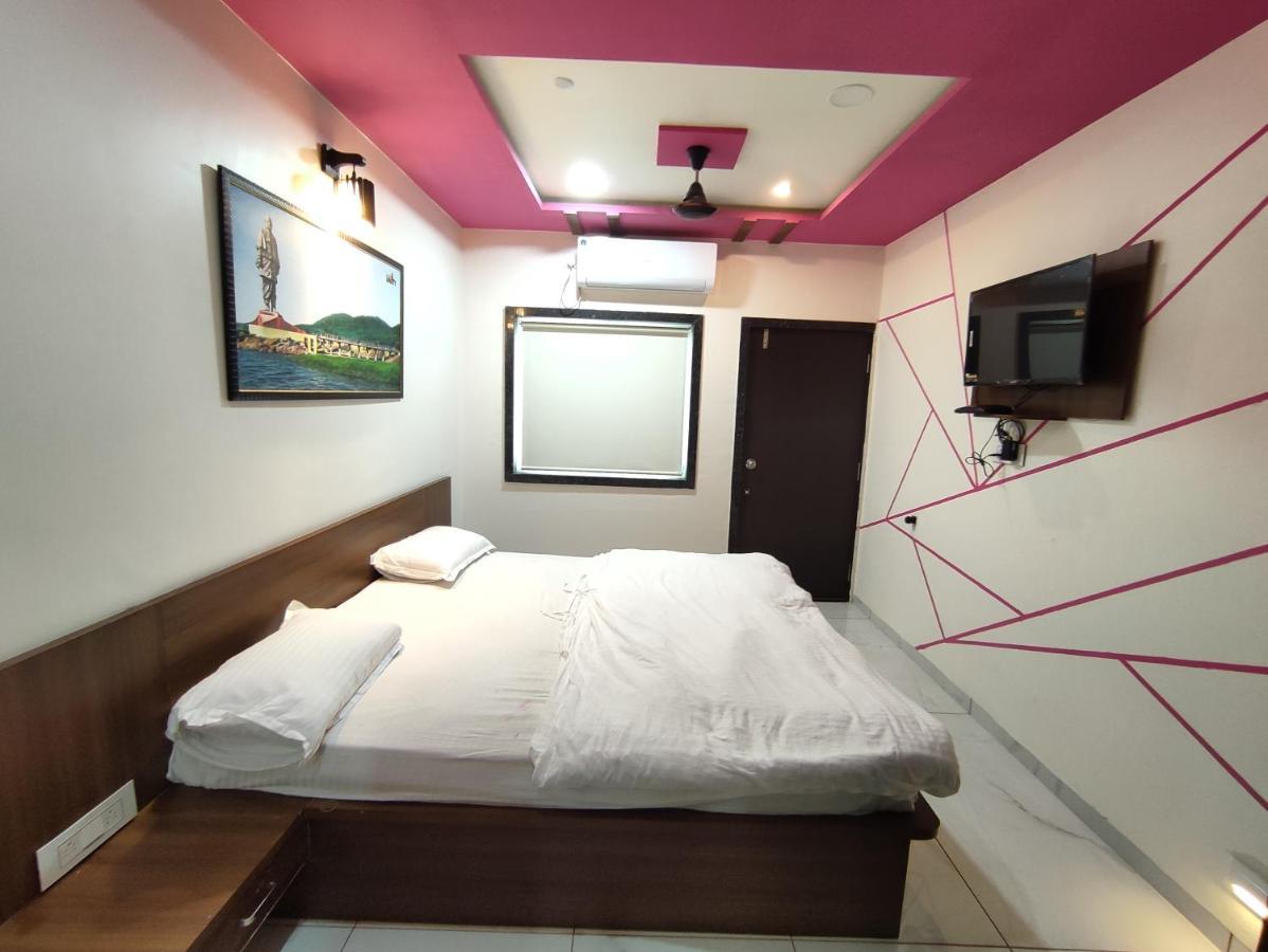 Hotel Sardar Rooms Garudeshwar Exterior foto